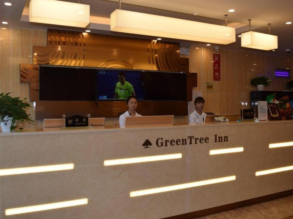 Greentree Inn Zhengzhou Xinzheng City Longhu Town Xiangyun Road Express Hotel Екстериор снимка