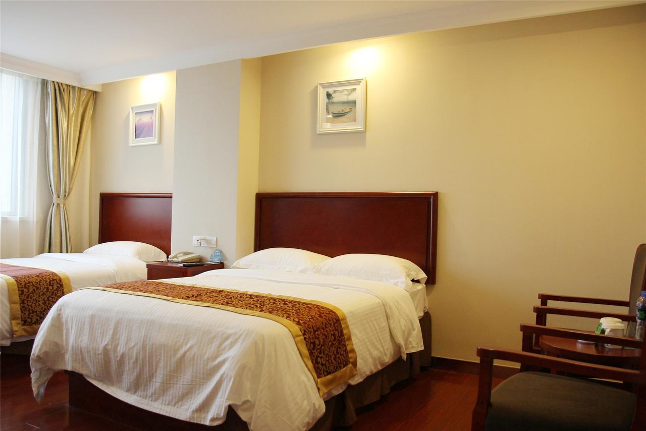 Greentree Inn Zhengzhou Xinzheng City Longhu Town Xiangyun Road Express Hotel Екстериор снимка
