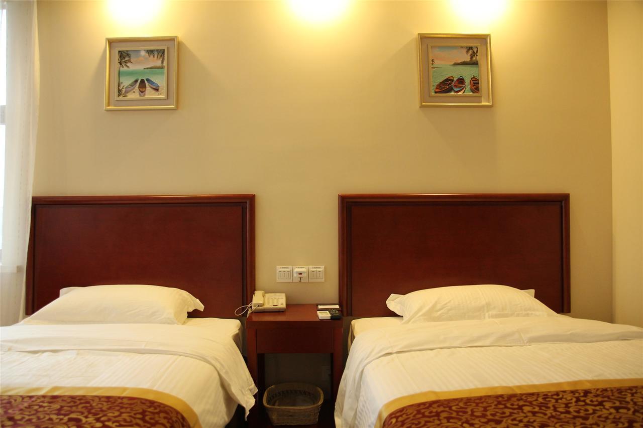 Greentree Inn Zhengzhou Xinzheng City Longhu Town Xiangyun Road Express Hotel Екстериор снимка