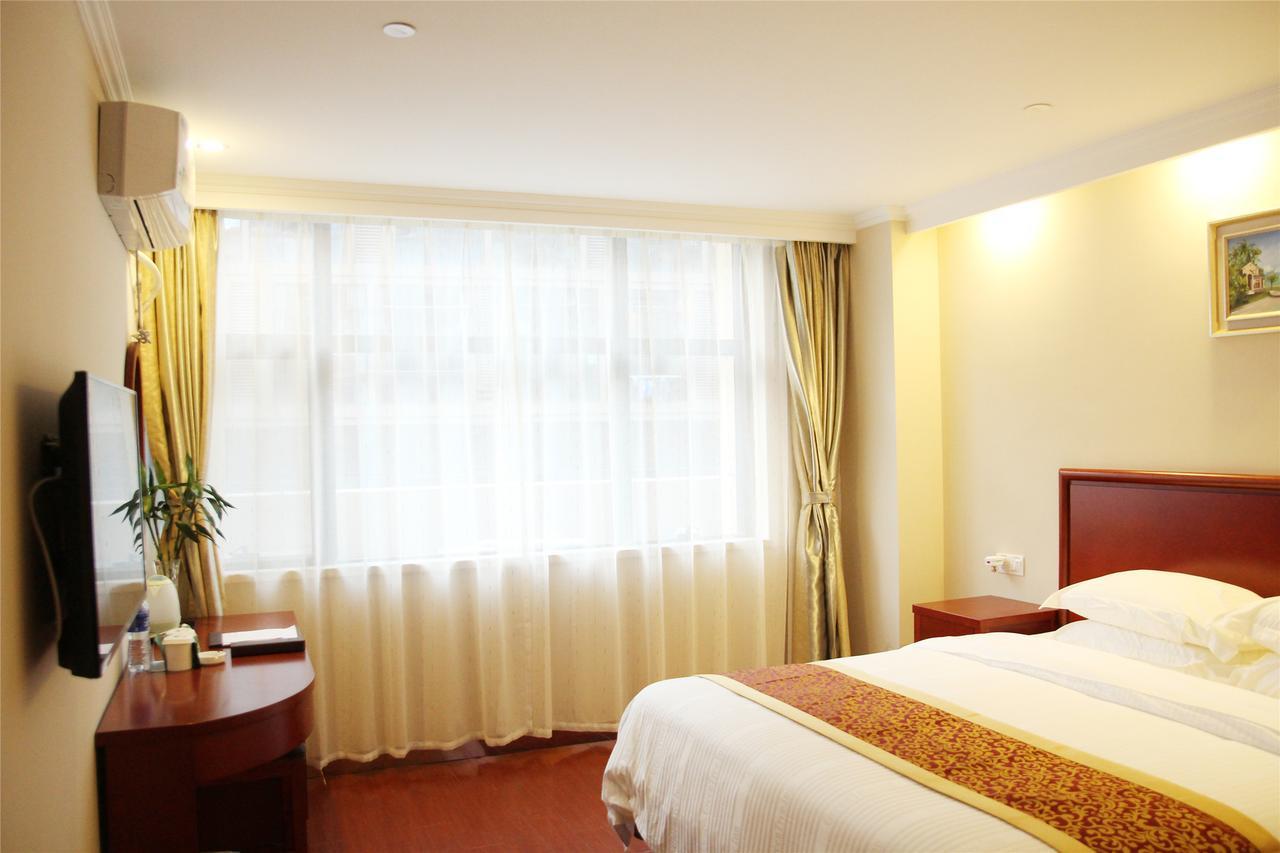 Greentree Inn Zhengzhou Xinzheng City Longhu Town Xiangyun Road Express Hotel Екстериор снимка